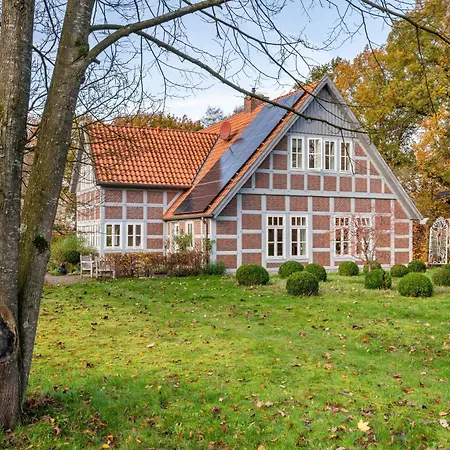 Im Garten * Hude (Oldenburg)