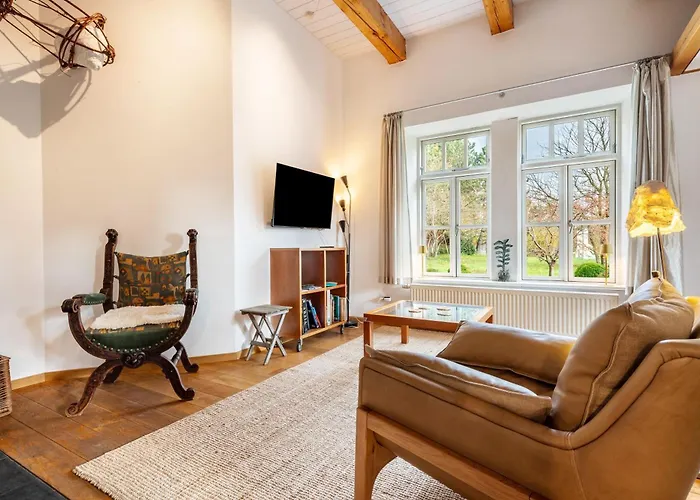 Im Garten Country house *